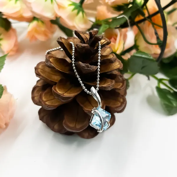 925_Sterling_Silver_Blue_Topaz_Pendant_Necklace,_Square_Cut_9.5mm_Gemstone,_Dainty_Minimalist_Jewelry_Gift_for_Mom