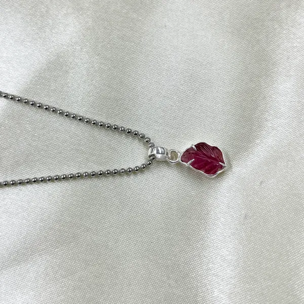 Pink_Tourmaline_Quartz_Carved_Leaf_Pendant,_925_Sterling_Silver,_Nature_Inspired_Leaf_Charm_Necklace,_Gift_for_Her