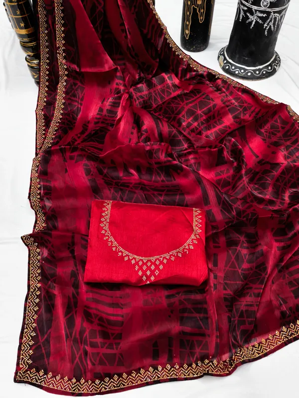 DUDEBERRY_K_DESIGNER_AAPKE_LIYE_LAYE_HE_NEW_TREND_DESIGN_SAREES_JISHME_BORDER_PURA_DAIMOND(ZARKHAND)_KIYA_GAYA_HE.SAREES_KO_AAP_KOI_BHI_FUNCTION,PARTY,MARRIAGE_ME_PAHEN_SAKTE_HO.