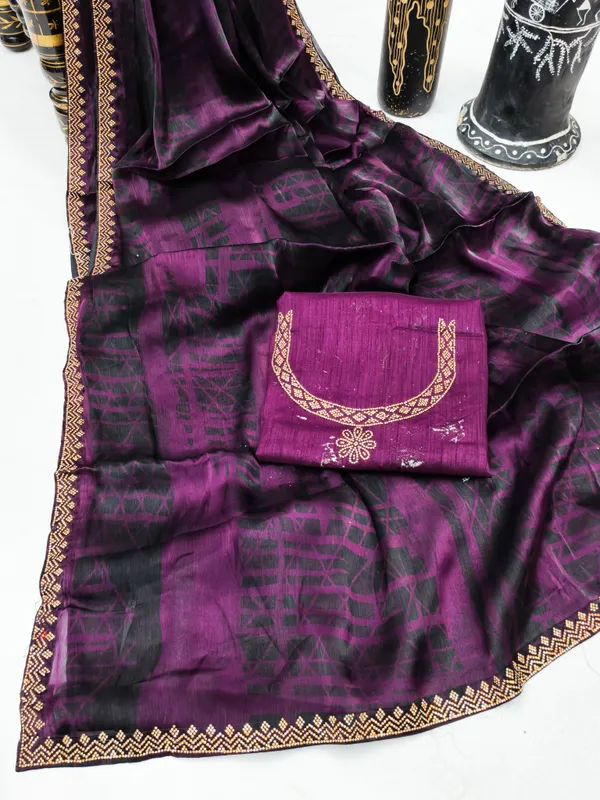 DUDEBERRY_K_DESIGNER_AAPKE_LIYE_LAYE_HE_NEW_TREND_DESIGN_SAREES_JISHME_BORDER_PURA_DAIMOND(ZARKHAND)_KIYA_GAYA_HE.SAREES_KO_AAP_KOI_BHI_FUNCTION,PARTY,MARRIAGE_ME_PAHEN_SAKTE_HO.