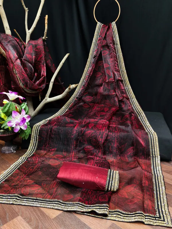 DUDEBERRY_K_DESIGNER_AAPKE_LIYE_LAYE_HE_NEW_TREND_DESIGN_SAREES_JISHME_BORDER_PURA_DAIMOND(ZARKHAND)_KIYA_GAYA_HE.SAREES_KO_AAP_KOI_BHI_FUNCTION,PARTY,MARRIAGE_ME_PAHEN_SAKTE_HO.