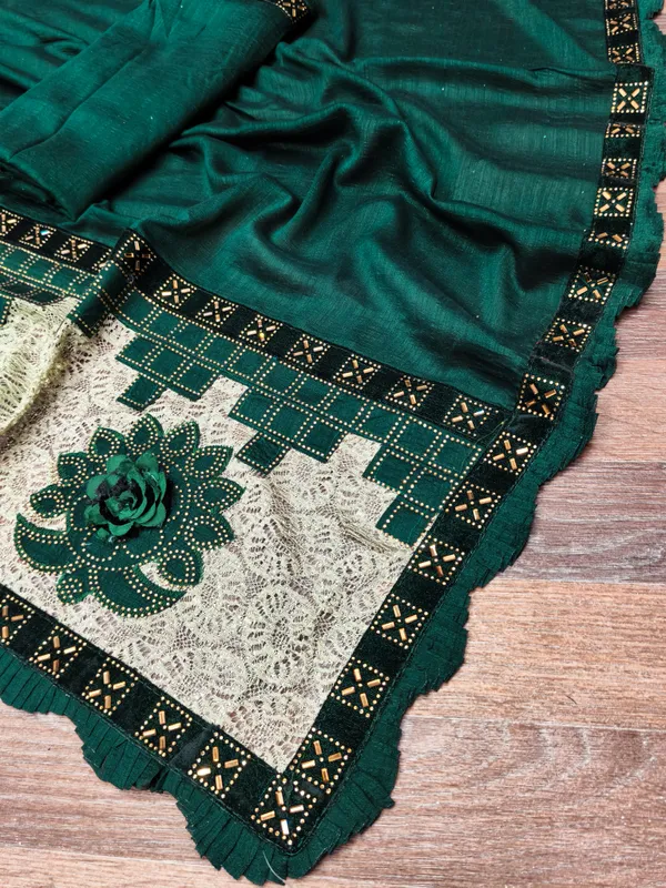 DUDEBERRY_K_DESIGNER_AAPKE_LIYE_LAYE_HE_NEW_TREND_DESIGN_SAREES_JISHME_BORDER_PURA_DAIMOND(ZARKHAND)_KIYA_GAYA_HE.SAREES_KO_AAP_KOI_BHI_FUNCTION,PARTY,MARRIAGE_ME_PAHEN_SAKTE_HO.