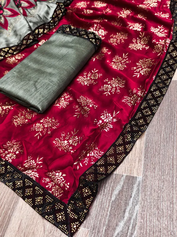 DUDEBERRY_K_DESIGNER_AAPKE_LIYE_LAYE_HE_NEW_TREND_DESIGN_SAREES_JISHME_BORDER_PURA_DAIMOND(ZARKHAND)_KIYA_GAYA_HE.SAREES_KO_AAP_KOI_BHI_FUNCTION,PARTY,MARRIAGE_ME_PAHEN_SAKTE_HO.