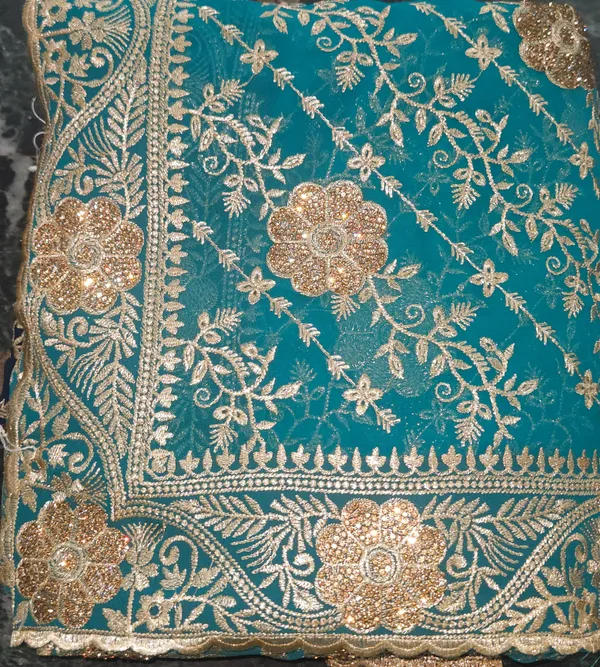 Blue_Pure_Georgette_saree_For_Women
