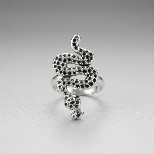 Silver_Snake_Design_Statement_Ring