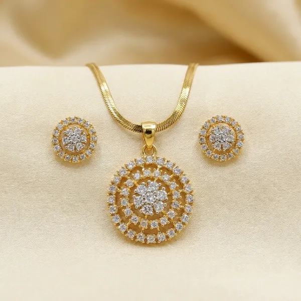 Golden_Crystal_Stone_Embellished_Pendant_Set_With_Chain