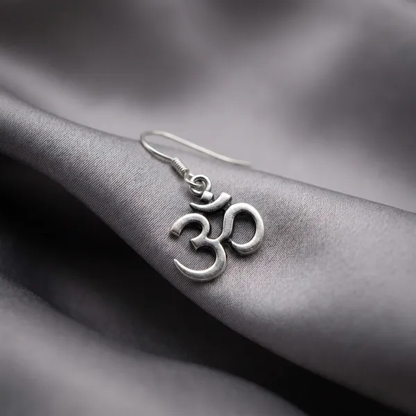 Silver_Om_Symbol_Dangle_Earrings_For_Women