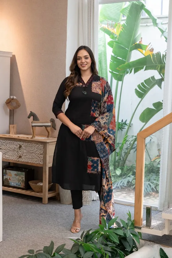 Black_cotton_Straight_Kurta_Set_With_Printed_Dupatta_For_Women