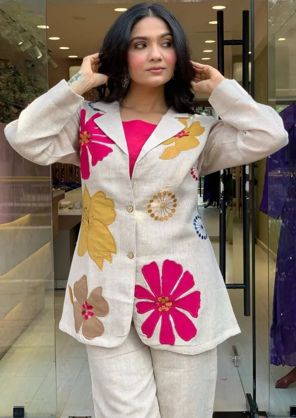 Off_White_Cotton_Floral_Embroidered_Blazer_Kurta_Set_For_Women