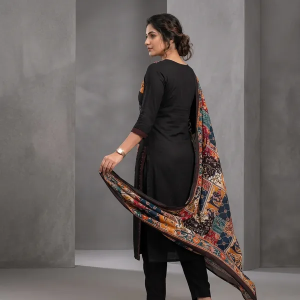 Black_cotton_Straight_Kurta_Set_With_Printed_Dupatta_For_Women