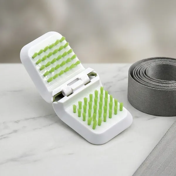 Seat_belt_brush