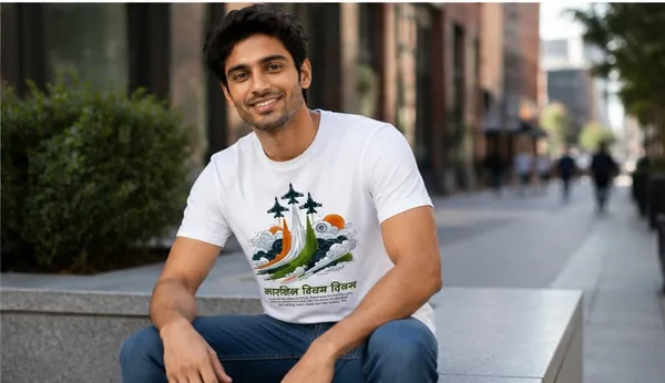 Independence_Day,_apuniyon_ke_beech_dikhiye_sabse_alag._Yeh_premium_cotton_white_t-shirt_aapke_desh-prem_ko_ek_naya_aur_stylish_andaaz_degi.