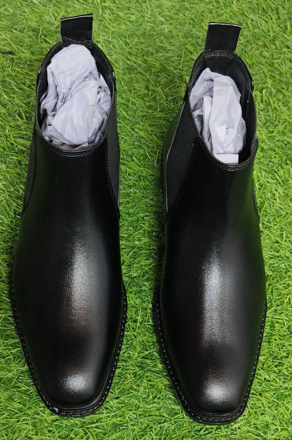Black_Synthetic_Leather_Chelsea_Ankle_Boots_For_Men