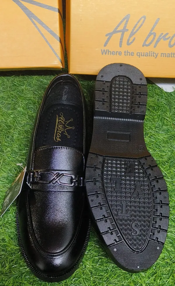 Black_Synthetic_Leather_Slip-On_Loafer_Shoes_For_Men