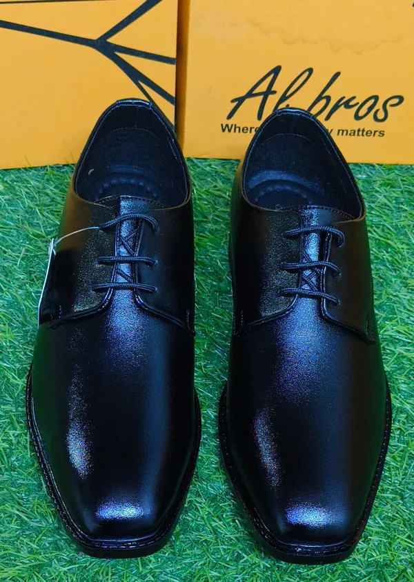 Black_Synthetic_Leather_Lace-Up_Formal_Derby_Shoes_For_Men