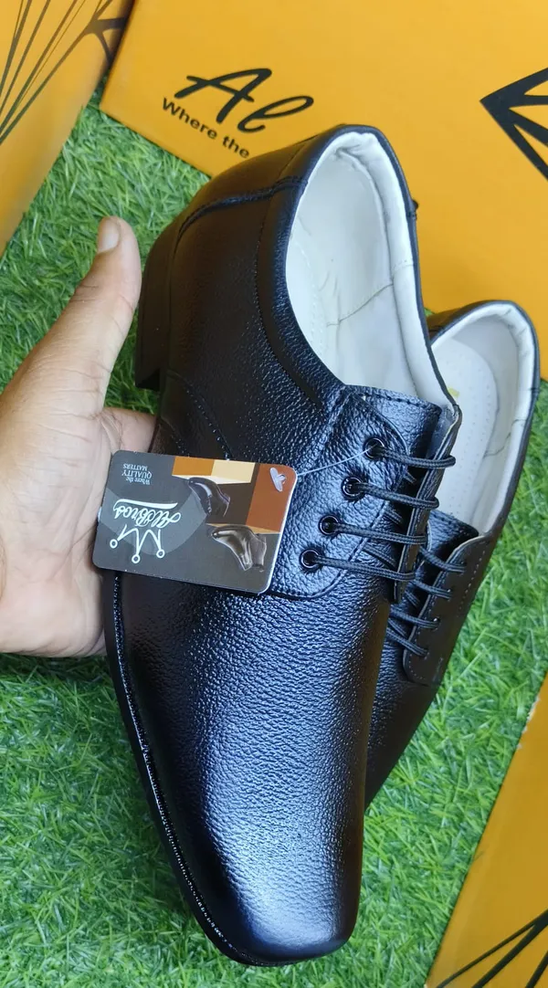 Black_Leather_Pebbled_Lace-Up_Derby_Formal_Shoes_For_Men