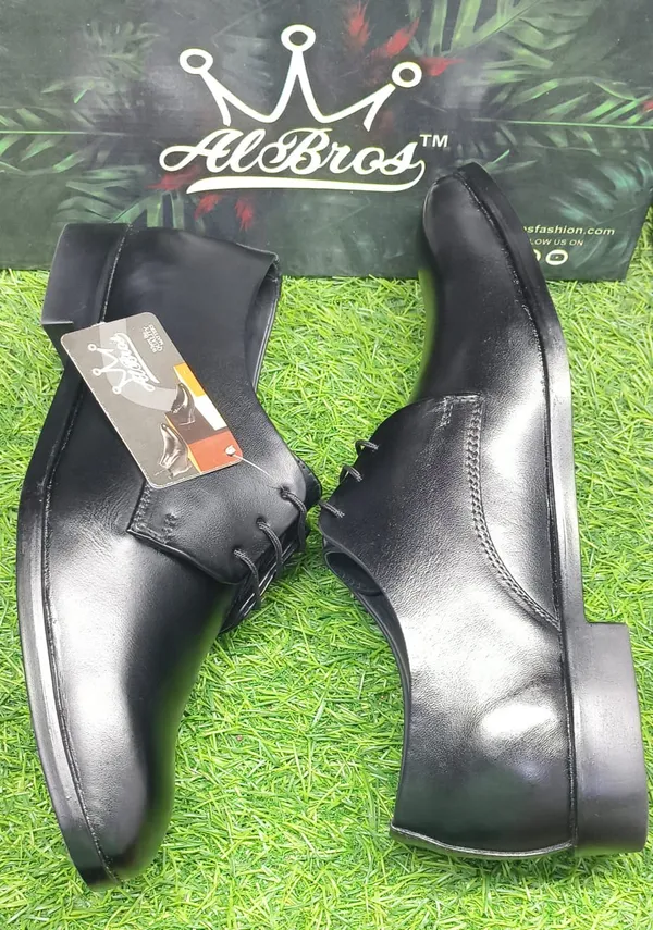 Black_Leather_Formal_Lace-Up_Derby_Shoes_For_Men