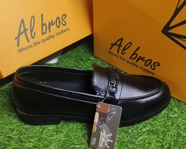 Black_Synthetic_Leather_Slip-On_Loafer_Shoes_For_Men