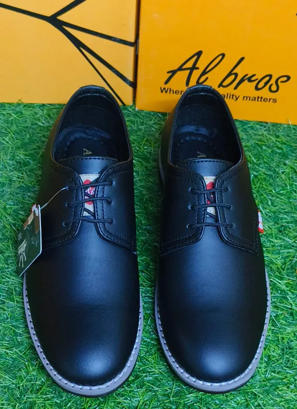 Black_Synthetic_Leather_Lace-Up_Formal_Derby_Shoes_For_Men