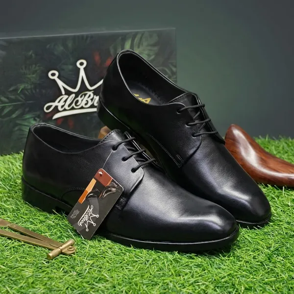 Black_Leather_Formal_Lace-Up_Derby_Shoes_For_Men