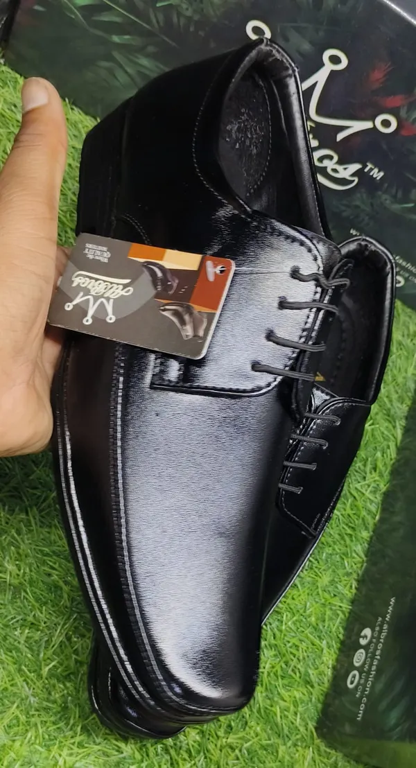 Black_Synthetic_Leather_Lace-Up_Square_Toe_Derby_Shoes_For_Men