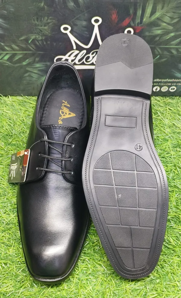 Black_Leather_Formal_Lace-Up_Derby_Shoes_For_Men