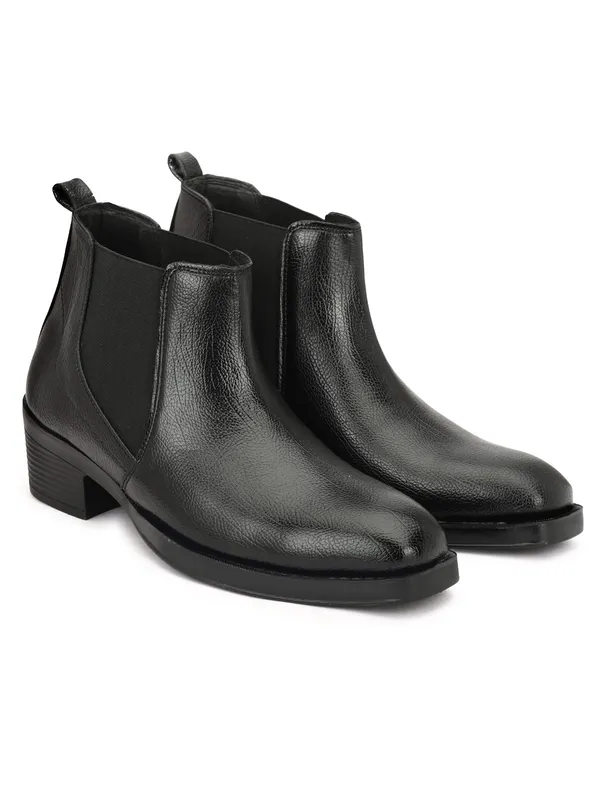 Black_Leather_Chelsea_Boots_With_Elastic_Side_Panels_For_Men