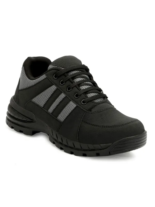 Black_Casual_Sports_Shoes_With_Grey_Stripes_For_Men