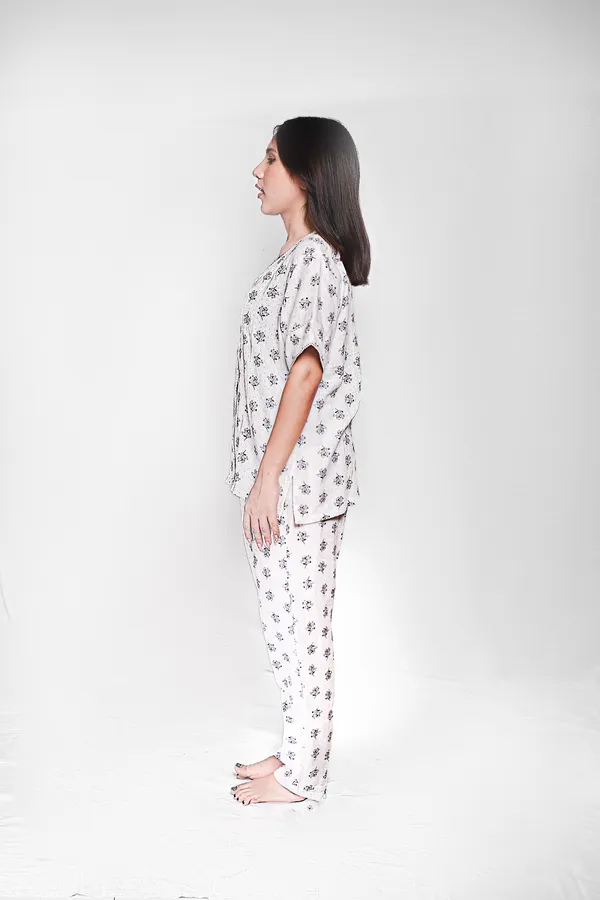 White_Floral_Print_Cotton_Sleepwear_Set_For_Women