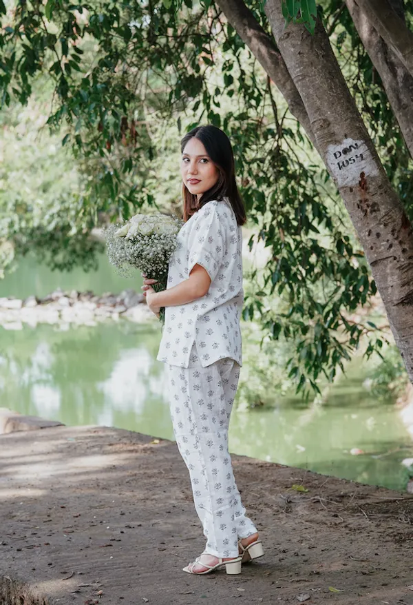White_Floral_Print_Cotton_Sleepwear_Set_For_Women