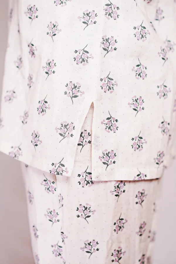 White_Floral_Print_Cotton_Sleepwear_Set_For_Women