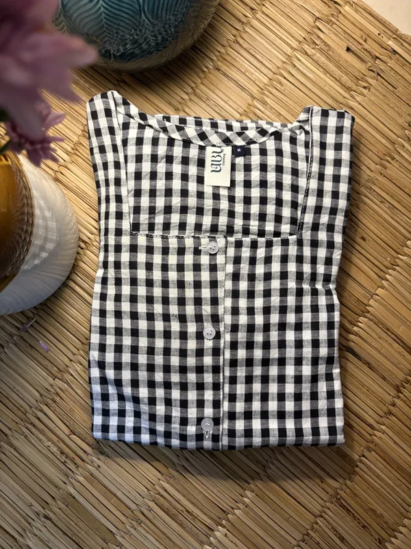 Black_and_white_gingham_checks_-_Night_suit