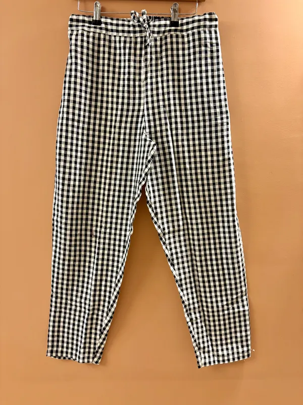 Black_and_white_gingham_checks_-_Night_suit