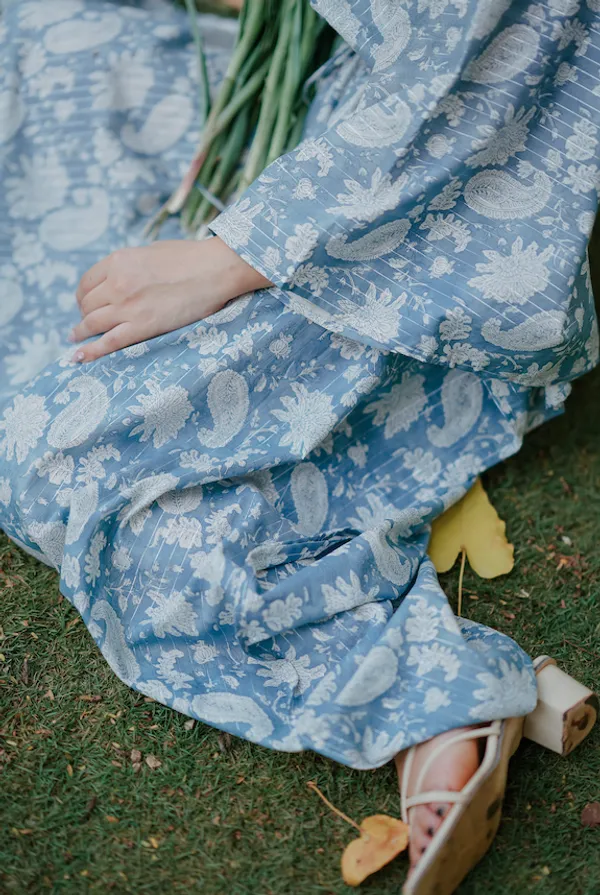 Powder_blue_paisley_Kaftan