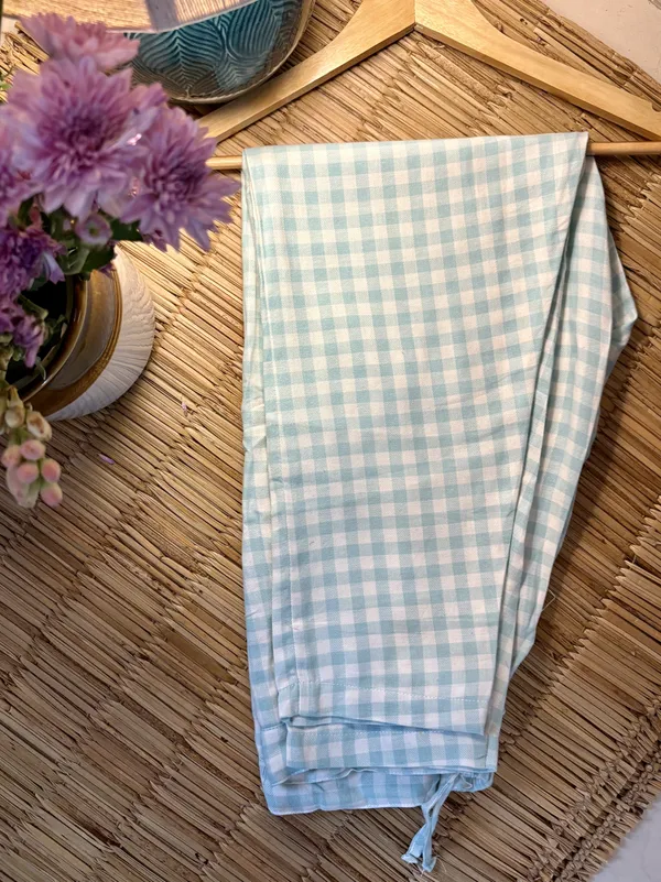 Sky_blue_and_white_checkered_pant