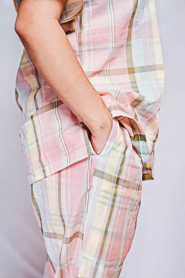 Pink_And_Green_Checkered_Cotton_Sleepwear_Set_For_Women