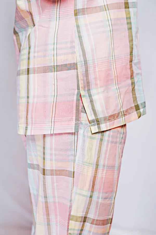 Pink_And_Green_Checkered_Cotton_Sleepwear_Set_For_Women