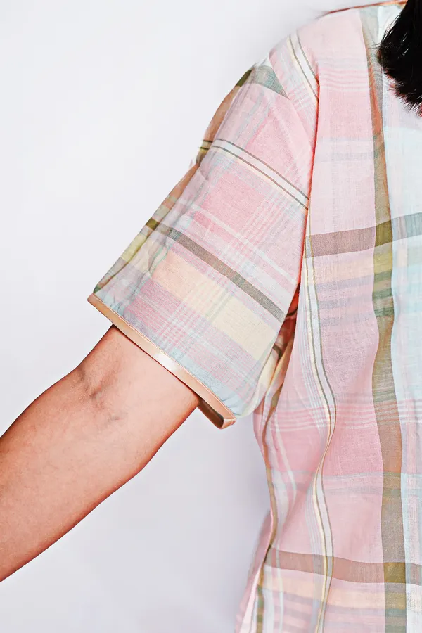 Pink_And_Green_Checkered_Cotton_Sleepwear_Set_For_Women