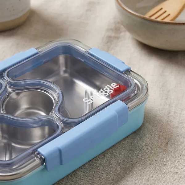 Blue_Plastic_Lunch_Box_For_Kids