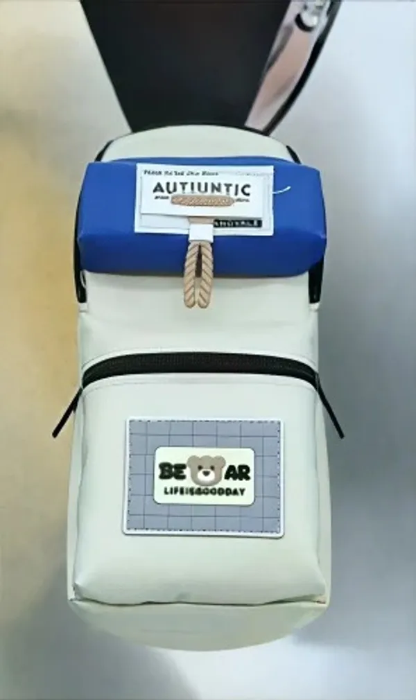 Blue_White_Canvas_Backpack_For_Students