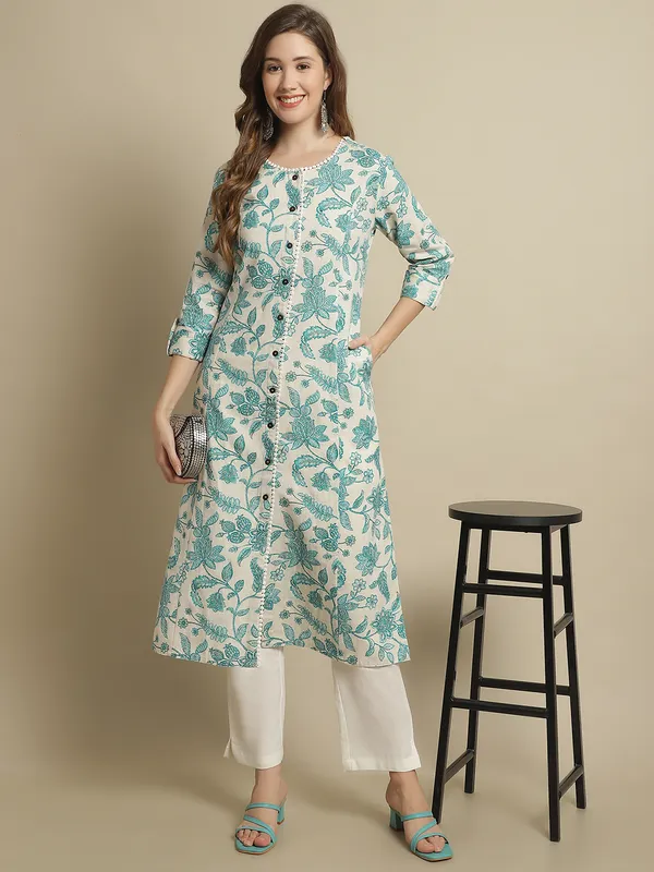 Green_Pure_Cotton_A-line_Kurta_with_White_Gota_Patti_Embellishments