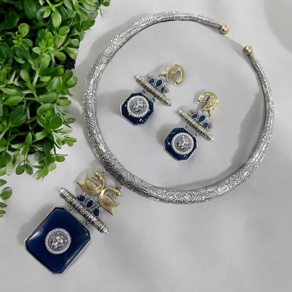Premium_Quality_Hasli_Necklace_Set_with_Earrings