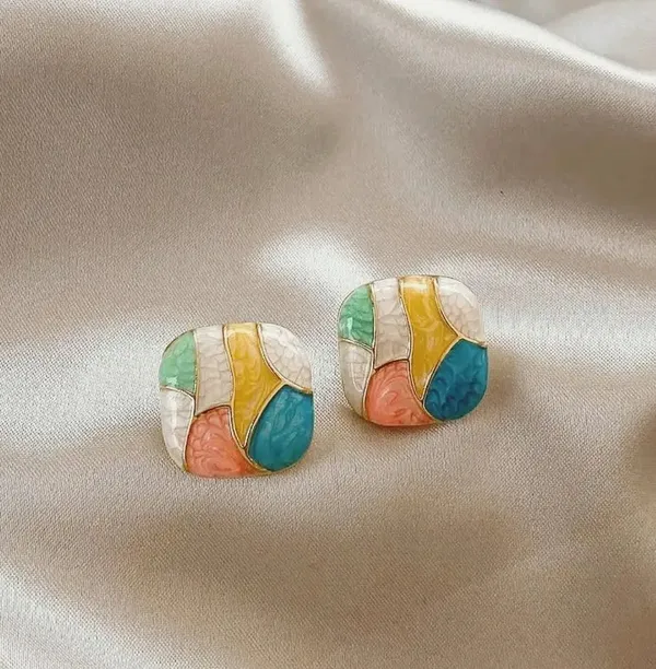 Artisan_Square_Enamel_Studs