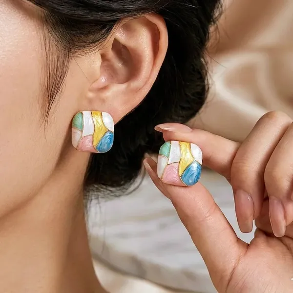 Artisan_Square_Enamel_Studs
