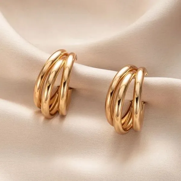 The_Milanese_Triple_Hoop_Earrings
