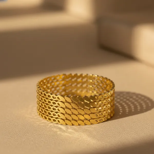Gold_Plated_Love_Leaf_Pattern_Bangle_Bracelet