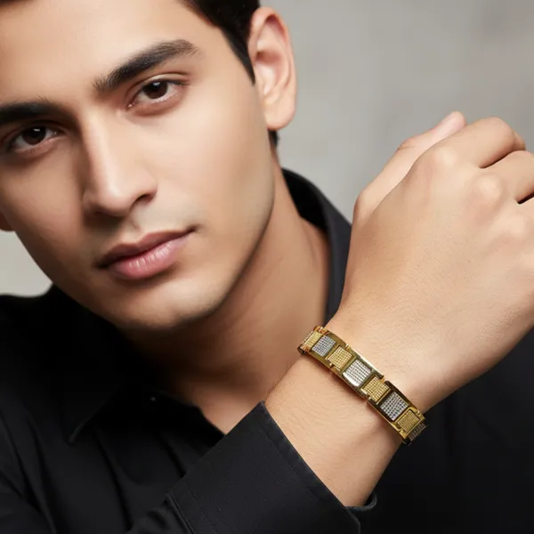 Gold_Plated_Square_Pattern_Bracelet
