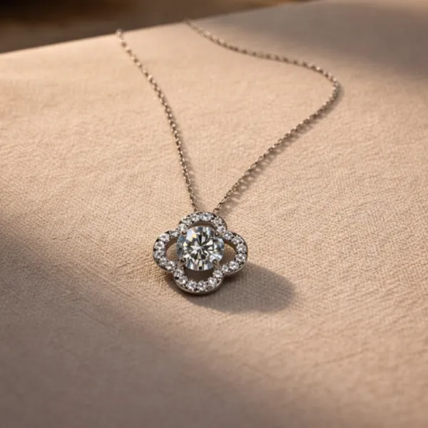 Silver_Plated_Clover_Solitaire_Necklace