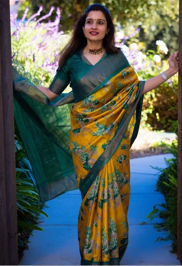 Golden_Linen_Printed_Saree