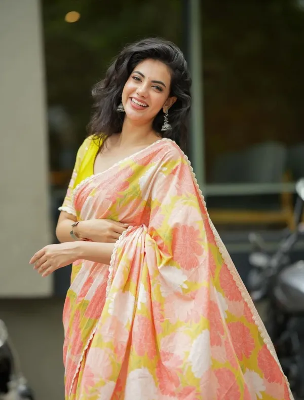 Peach_Blossom_Designer_Saree